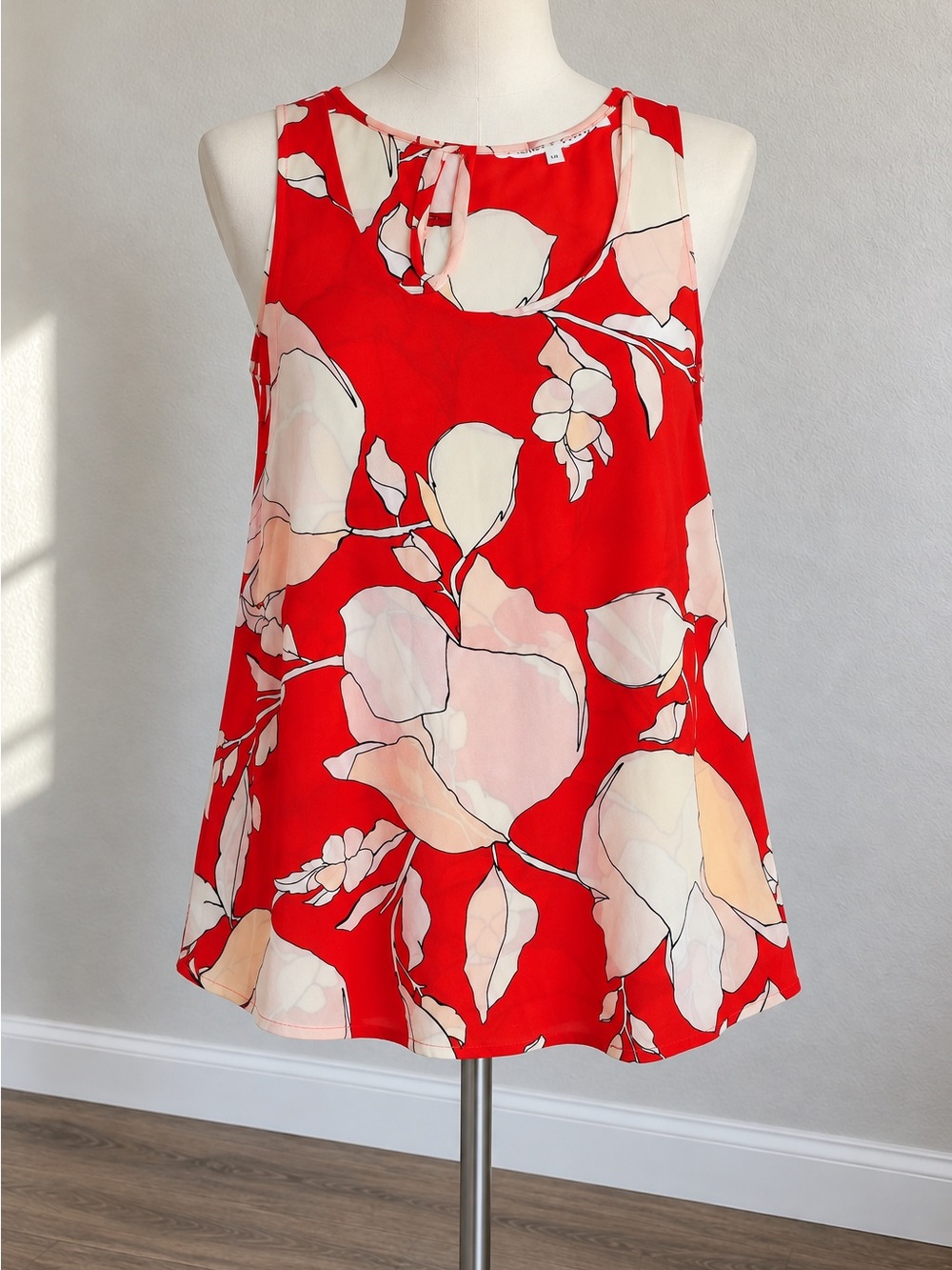 Violet & Claire Red Floral Sleeveless Swing Camisole